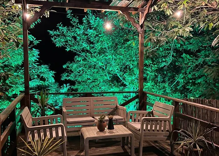 Safari Tas Ev * 萨潘贾